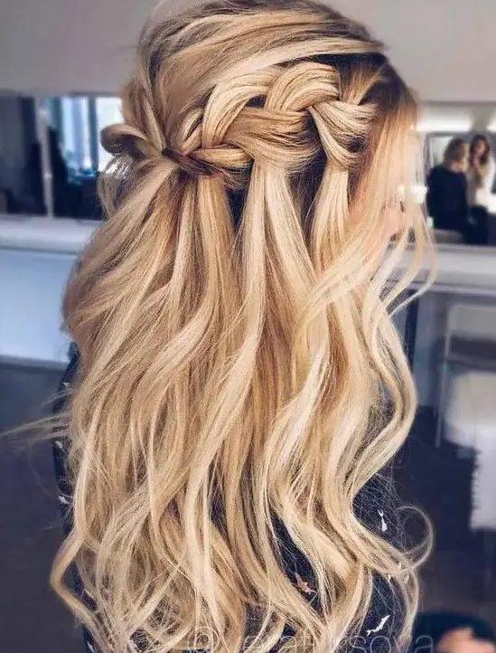 Twisted Half-Up with Cascading Curls