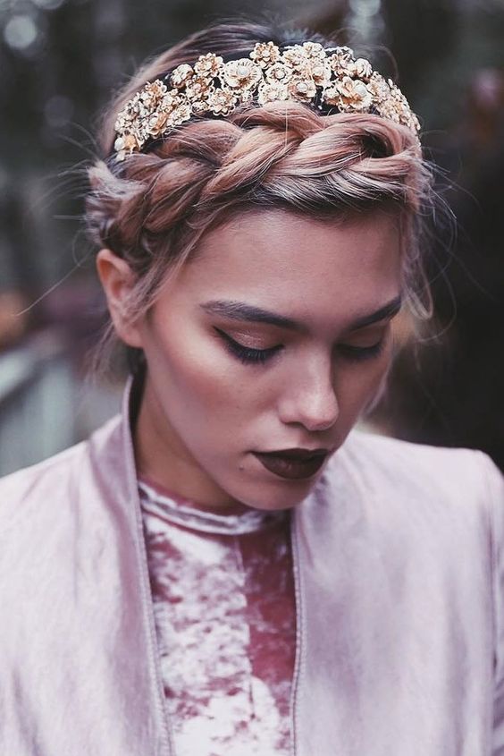 short hair done with a braid on top and a beautiful gold floral tiara looks cool and very holiday-like