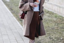 With t-shirt, coat, cap, small bag and marsala high boots
