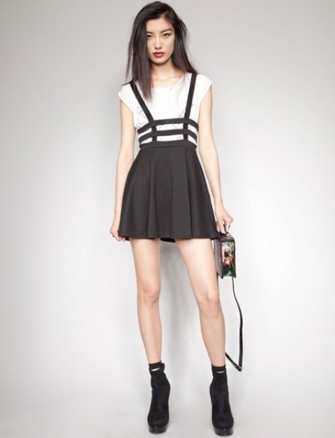 stylish mini skirt outfit with platform botos