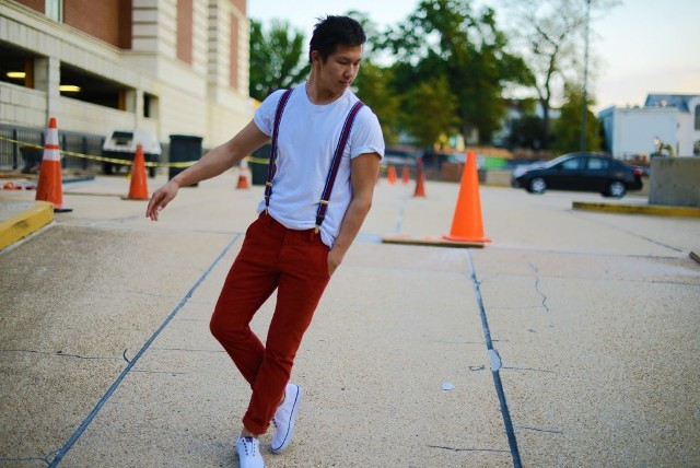 With white t-shirt, red pants and white sneakers