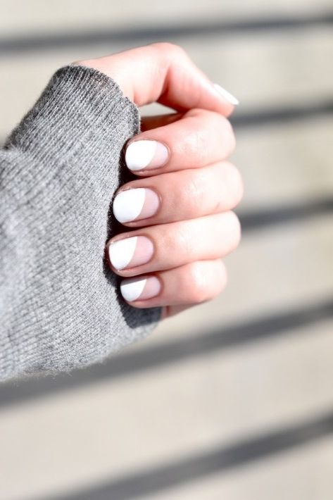 geometric white and negative space manicure is suitable for every office