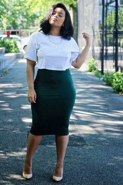 an emerald pnecil knee skirt, a white tee, blush shoes for a romantic yet casual look