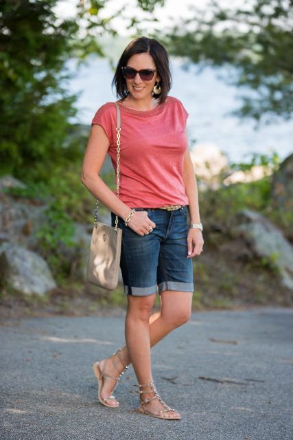 With t shirt, flat sandals and bag
