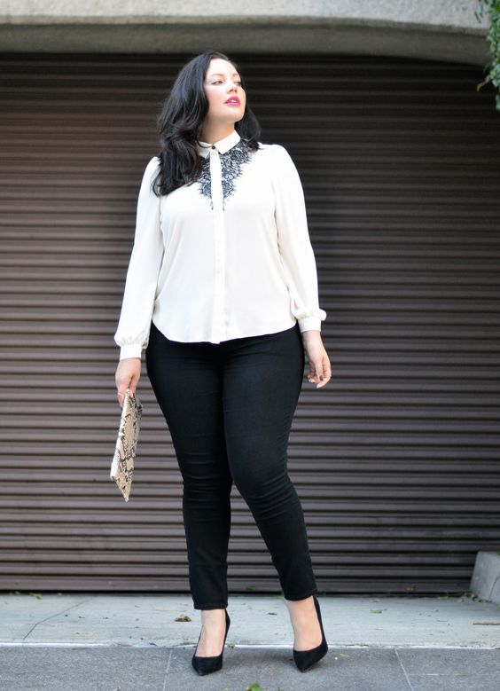 black jeans, a white shirt with a touch of black lace and black heels for a strict dress code look