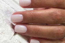 07 nude creamy color is very chic and refreshing and looks cool with tanned skin