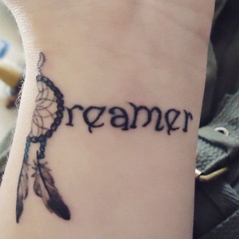 18 Dreamcatcher Tattoo Ideas For Ladies - Styleoholic