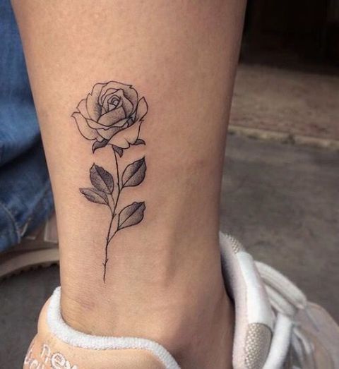 Small Flower Tattoo Sticker on Child Ankle, Dress Up Tattoo Stock Photo -  Image of lady, close: 140334502