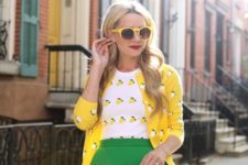 summer look with yellow details