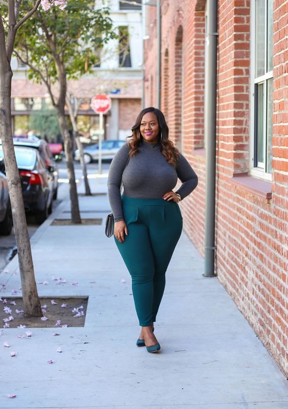 emerald pants, emerald shoes, a grey turtleneck and a grey bag - truly fall colors for a chic look