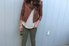 11 a printed tee, a cropepd brown leather jacket, olive skinnies, nude shoes