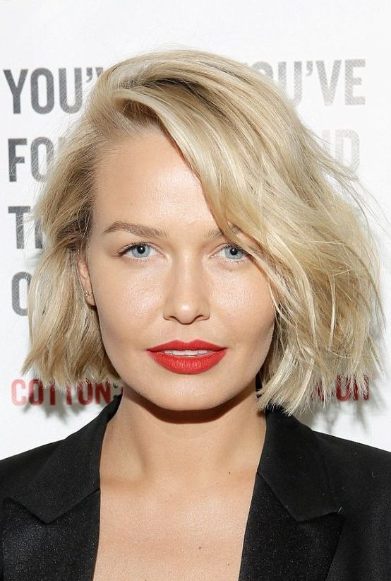 a gorgeous messy textural short bob in creamy blonde is a beautiful way to stand out and catch all the eyes