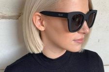 a midi platinum blonde bob with straight hair is a stylish and chic idea to rock, it’s pure classics