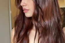 a lovely messy waves hairstyle