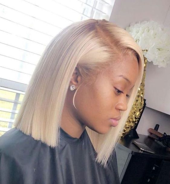 icy blonde straight long bob is a chic and trendy idea to wear right now