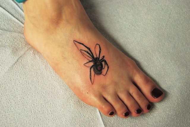Cool tattoo design on the foot