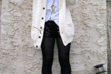 With white t-shirt, white oversized cardigan and skinny pants