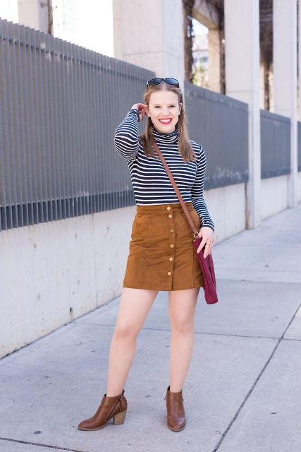 With brown suede skirt, crossbody bag and ankle boots