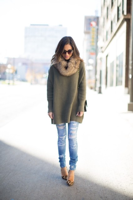 With loose sweater, distressed skinny jeans, leopard shoes and bag