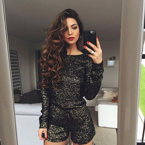 15 New Year's Eve Party Outfits With Sequin Shorts - Styleoholic