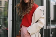 07 pink pants, a coral sweater, a creamy coat will keep you warm and trendy
