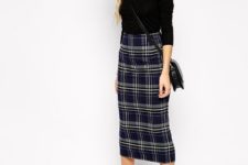 a monochromatic turtleneck with a checked skirt is an awesome combo