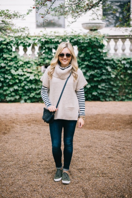 With striped shirt, crossbody bag, skinny jeans and lace up shoes