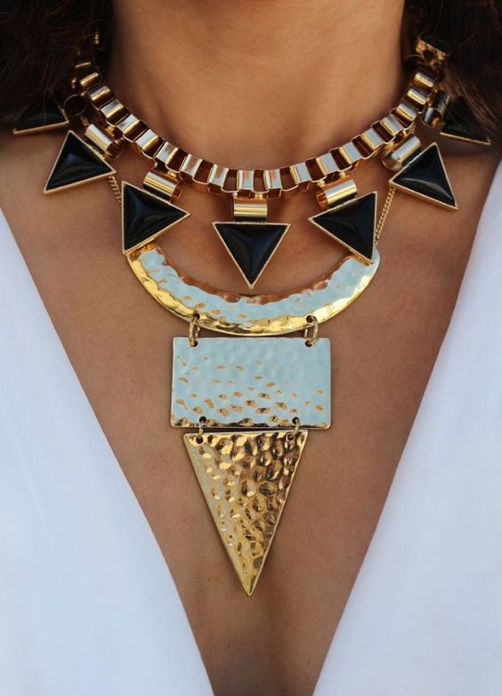 spruce up your party look with such a statement necklace in black and gold