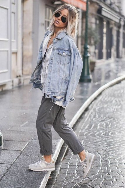 15 Oversized Denim Jacket Outfits For Ladies - Styleoholic