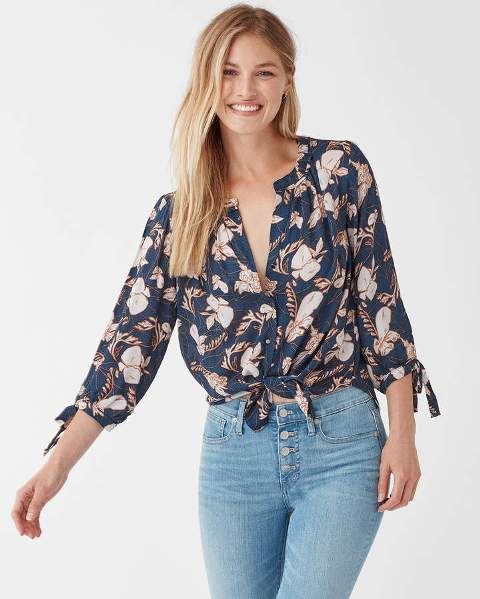 15 Cute Outfits With Tie Sleeve Blouses - Styleoholic
