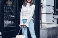 10 a white cotton lace blouse with bell sleeves and a turtleneck, pearl jeans, sneakers and a white bag