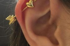 02 a cute and romantic gold arrow industrial with a heart is a very fun idea to accent your ear