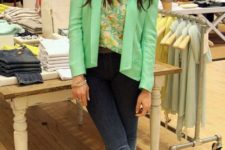 With printed shirt, green blazer and pumps