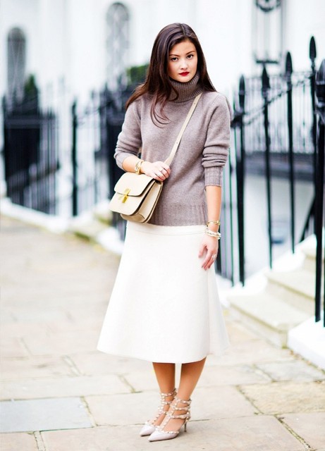 With turtleneck, beige crossbody bag and shoes