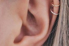 cute minimalist styling with three little studs and two matching hoops in the conch