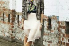 With printed t-shirt, white airy skirt and black boots