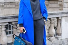03 a classic blue midi coat and a lighter blue bag to highlight the bold and trendy color