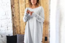 11 a grey oversized homewear dress with long sleeves and an asymmetrical skirt is a cool idea
