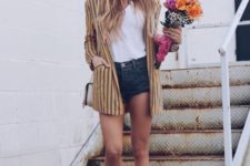 With white t-shirt, denim shorts and striped long blazer