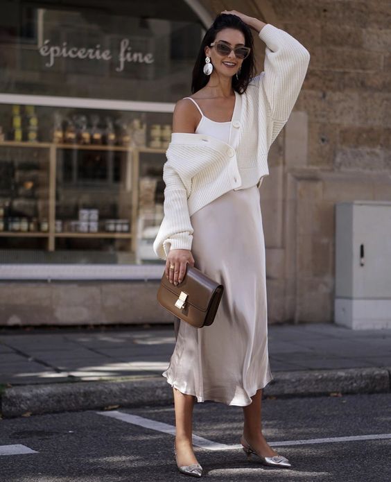 20 Stylish Outfits With Spaghetti Strap Tops - Styleoholic