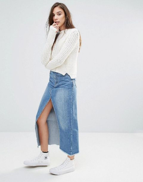 With white loose sweater and white sneakers