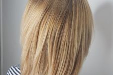 beautiful blonde airtouch highlights in warm shades are very romantic, chic and glowing