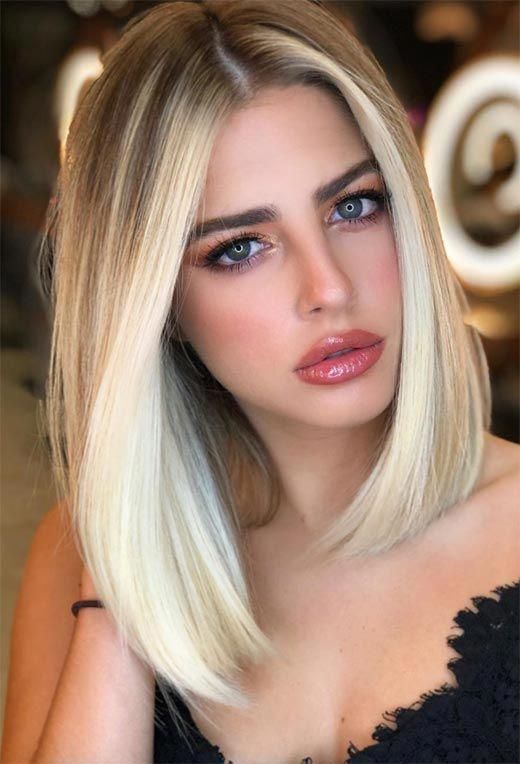 a chic long bob with ciy blonde balayage and straight hair with a volume is a beautiful idea