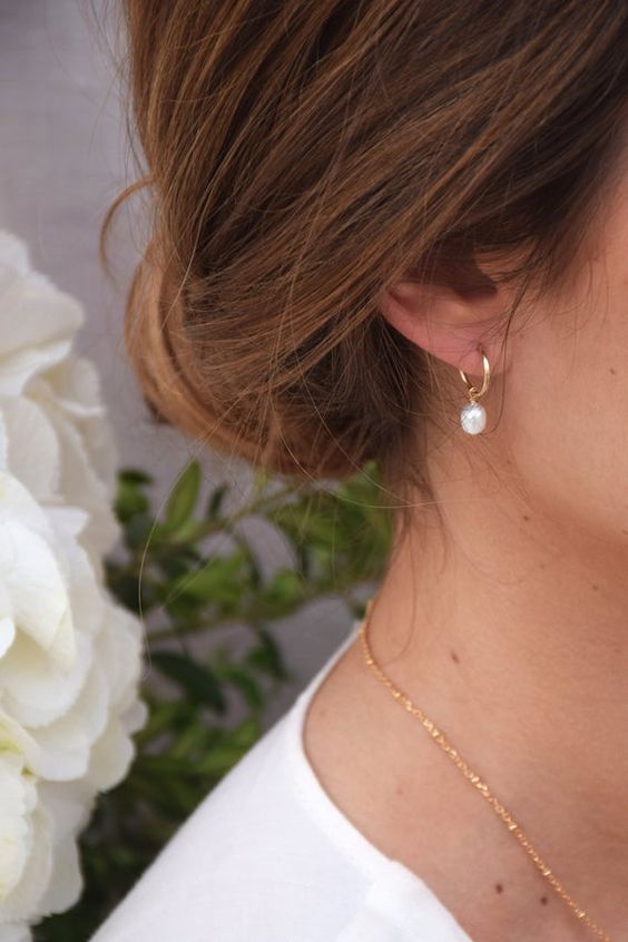 such stylish hoop pearl earrings are a nice addition to your everyday outfit, they are a dainty accent