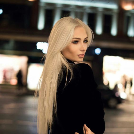 super long creamy blonde hair is a fantastic statement with color and a great way to show off your super long beautiful locks