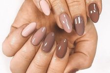 29 nude mismatching nails are two trends in one, with an ombre range from blush to chocolate brown