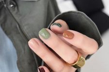 32 beautiful multi-colored nails in fall shades will be a gorgeous idea for those who love natural and jewel tones