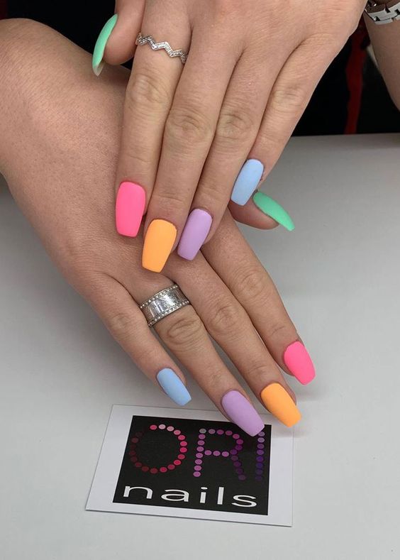 a fabulous multi-colored summer manicure with a matte finish is an amazing idea to add cheer to your outfit