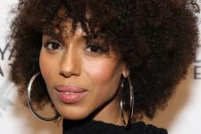 Kerry Washington’s micro-curls look so good with bangs, this is a wild and natural hairstyle to rock