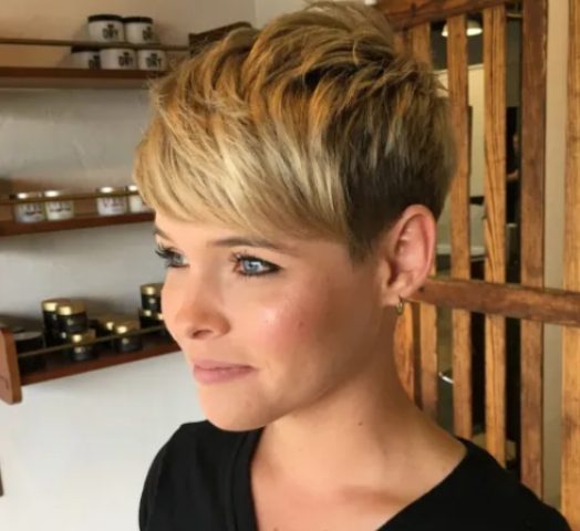 a short pixie worn shaggy, a pixie is less rigid, slightly more feminine, and it gives off a more ‘undone’ vibe that still seems effortlessly smart